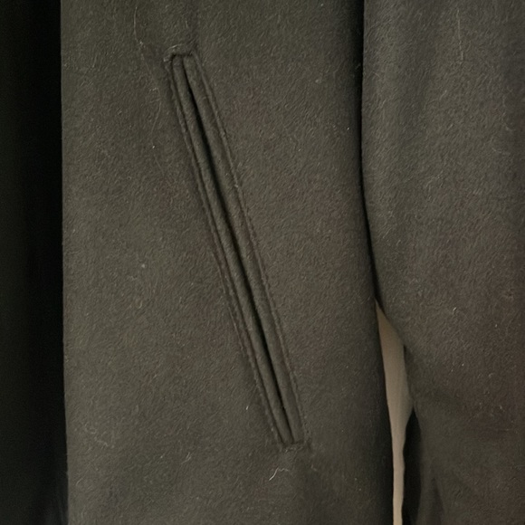 Johnson & Murphy Black jacket. Never worn. Zippered. Wool&cashmere. Dry clean. - Picture 8 of 11